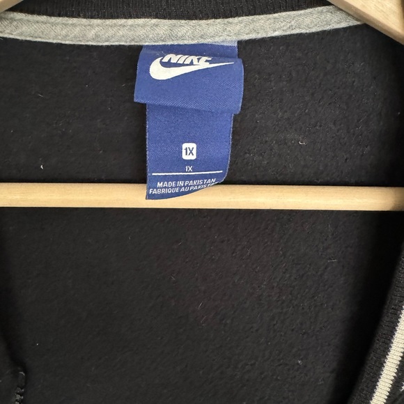 Nike jacket - Picture 3 of 4